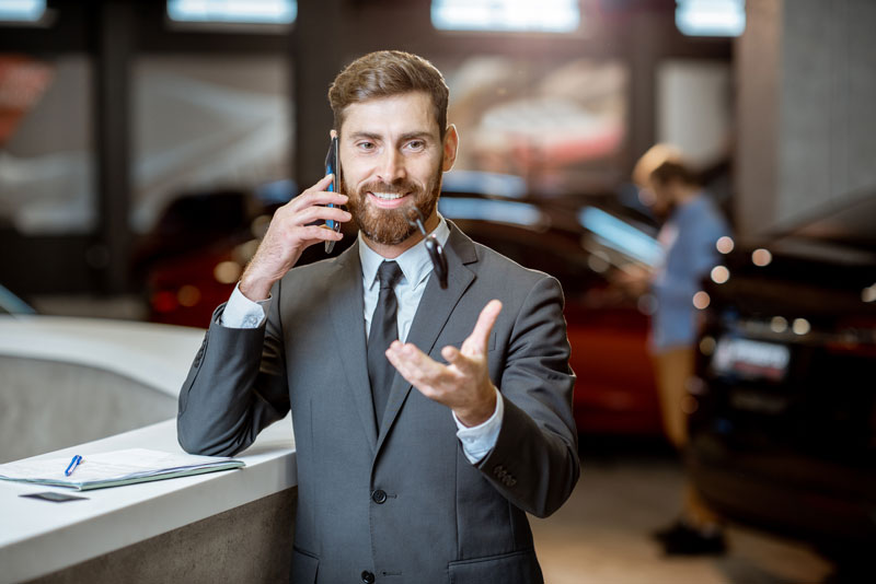 businessman-with-car-key